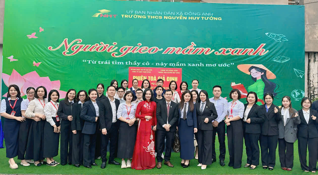 Công ty Luật TNHH XTVN (Đoàn luật sư TP. Hà Nội) tuyên truyền pháp luật tại trường THCS Nguyễn Huy Tưởng, xã Đông Anh, Thành phố Hà Nội.